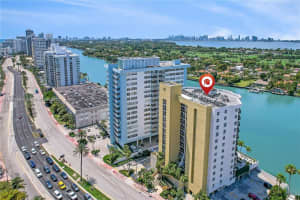 5880 Collins Ave PH 4, Miami Beach, FL 33140, Sold 05/10/24