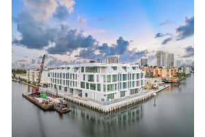 4002 NE 167th St, North Miami Beach, FL 33160, Sold 07/17/24