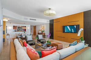 5959 Collins Ave APT 1703, Miami Beach, FL 33140, Sold 05/29/24