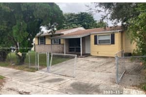 4756 SW 22nd St, Fort Lauderdale, FL 33317, Sold 05/31/24