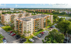 9360 Fontainebleau Blvd APT 611, Miami, FL 33172, Sold 02/12/24