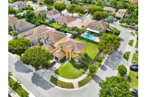 20830 SW 90th Pl, Cutler Bay, FL 33189, Sold 01/05/24