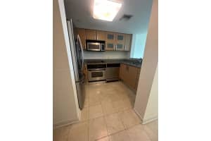 2101 Brickell Ave APT 2311, Miami, FL 33129, Sold 01/18/24