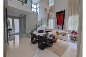 10581 NW 67th Terrace, Doral, FL 33178, Sold 01/05/24