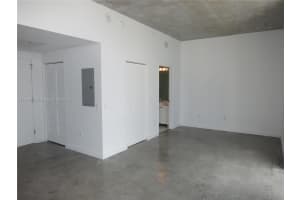 151 SE 1st St Apt 2804, Miami, FL 33131, Sold 05/01/24