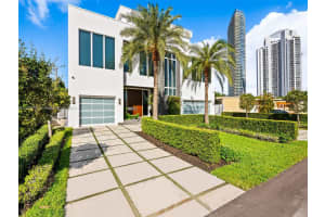 241 188th St, Sunny Isles Beach, FL 33160, Sold 05/10/24