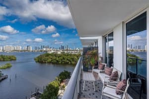 16385 Biscayne Blvd Unit 905, Aventura, FL 33160, Sold 02/21/24