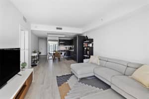 45 SW 9th St Apt 3104, Miami, FL 33130, Sold 01/30/24