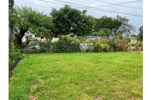 4520 NW 179th St, Miami Gardens, FL 33055, Sold 10/25/24