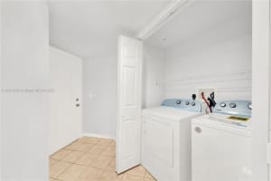 4163 N Haverhill Rd APT 1212, West Palm Beach, FL 33417, Sold 04/30/24