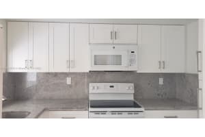 11790 SW 18th St Apt 101-3, Miami, FL 33175, Sold 01/30/24