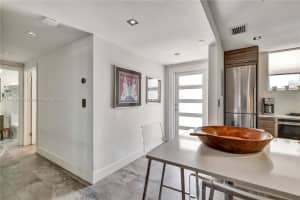 1614 Euclid Ave APT 22, Miami Beach, FL 33139, Sold 01/19/24