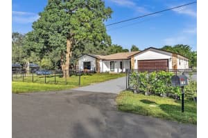 10851 SW 29th Pl, Davie, FL 33328, Sold 03/26/24