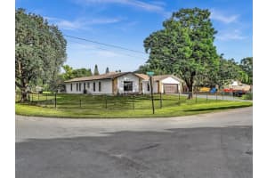10851 SW 29th Pl, Davie, FL 33328, Sold 03/26/24