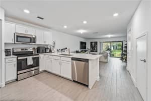 6007 Woods Edge Cir #6007, Riviera Beach, FL 33410, Sold 01/31/24