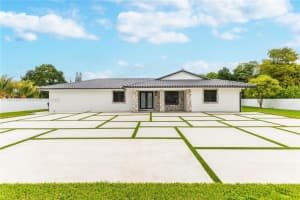 11877 SW 47th St, Miami, FL 33175, Sold 03/04/24