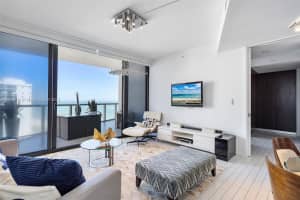 2201 Collins Ave #1411, Miami Beach, FL 33139, Sold 02/14/24