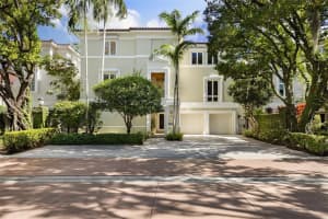 3509 Bayshore Villas Dr, Miami, FL 33133, Sold 04/16/24