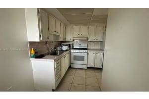 6720 Arbor Dr APT 208, Miramar, FL 33023, Sold 03/01/24