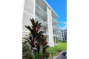 2998 NW 48th Terrace APT 419, Lauderdale Lakes, FL 33313, Sold 03/04/24