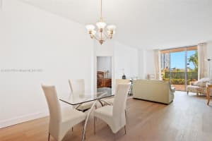 19101 NE 36th Ct, Aventura, FL 33180, Sold 01/23/24