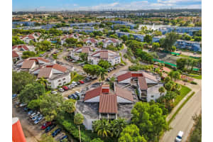 9447 Fontainebleau Blvd APT 210, Miami, FL 33172, Sold 02/29/24