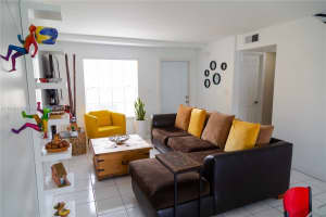 8384 SW 154th Ave APT 68, Miami, FL 33193, Sold 01/23/24