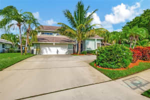 3138 Lakeview Dr, Delray Beach, FL 33445, Sold 03/08/24