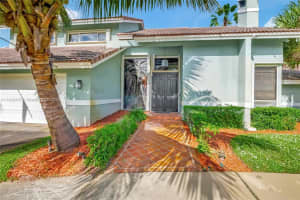 3138 Lakeview Dr, Delray Beach, FL 33445, Sold 03/08/24