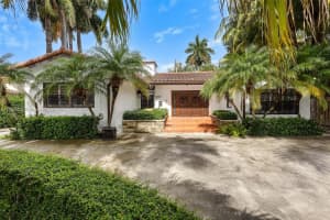 7530 Coquina Dr, North Bay Village, FL 33141, Sold 12/19/23