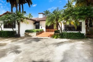 7530 Coquina Dr, North Bay Village, FL 33141, Sold 12/19/23