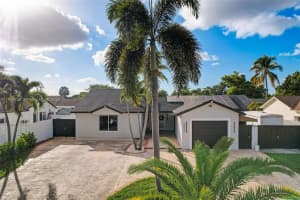 19530 NW 57th Ct, Hialeah, FL 33015, Sold 03/15/24