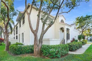 11928 NW 11th St, Pembroke Pines, FL 33026, Sold 02/01/24