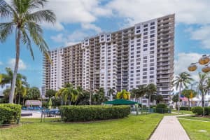 18151 NE 31st Ct APT 1606, Aventura, FL 33160, - MLS#A11492693