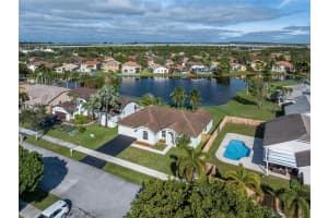 471 Barbri Ln, Davie, FL 33325, Sold 01/24/24