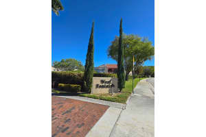 10229 NW 9th St Cir # 110-2, Miami, FL 33172, Sold 10/04/24