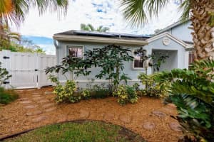 7251 SW 39th Ct, Davie, FL 33314, Sold 03/21/24