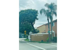 41 NW 85th Ct, Miami, FL 33126, Sold 05/06/24