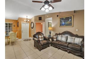 19854 NW 64th Pl, Hialeah, FL 33015, Sold 02/01/24