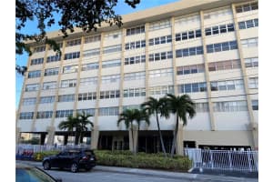 111 Golden Isles Dr APT E9, Hallandale Beach, FL 33009, Sold 03/01/24
