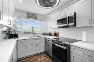 952 NE 199th St #411, Miami, FL 33179, Sold 02/02/24