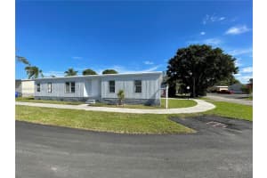 21851 NW 6th St, Pembroke Pines, FL 33029, Sold 02/02/24