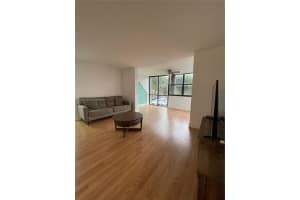 11755 SW 18th St APT 203, Miami, FL 33175, Sold 02/23/24