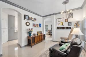 1975 SE 14 St, Homestead, FL 33035, Sold 02/16/24