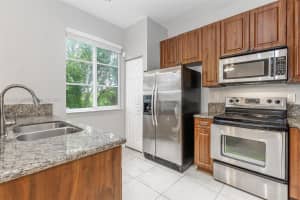 12600 SW 50th Ct APT 441, Miramar, FL 33027, Sold 01/03/24