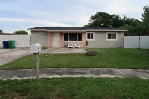 16711 NW 73rd Ave, Hialeah, FL 33015, Sold 05/06/24