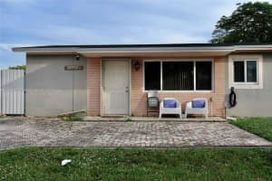 16711 NW 73rd Ave, Hialeah, FL 33015, Sold 05/06/24