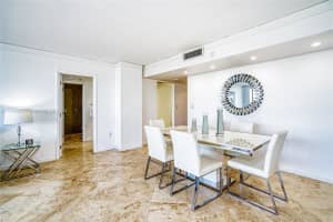 20505 E Country Club Dr APT 931, Aventura, FL 33180, Sold 05/31/24