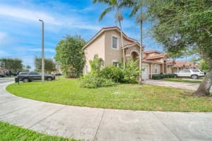 27550 SW 137th Ct, Homestead, FL 33032, Sold 04/04/24