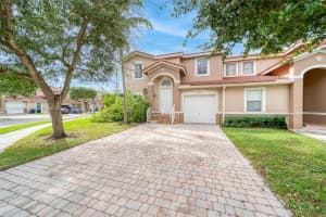 27550 SW 137th Ct, Homestead, FL 33032, Sold 04/04/24